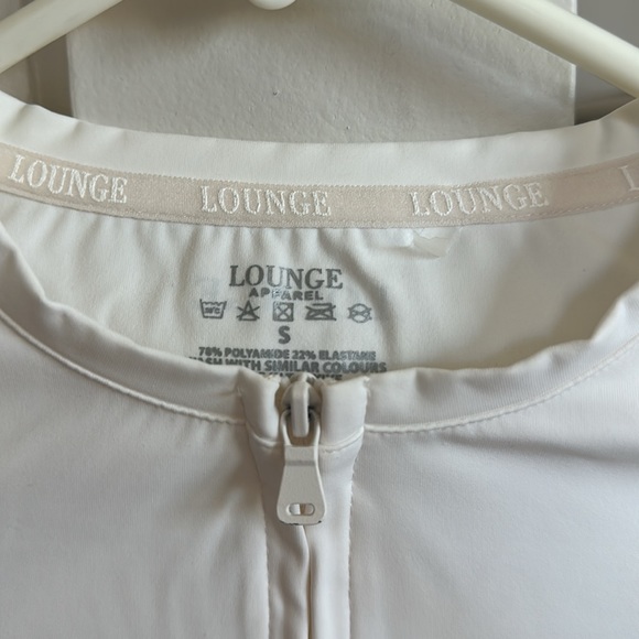 White Jacket - Picture 3 of 4